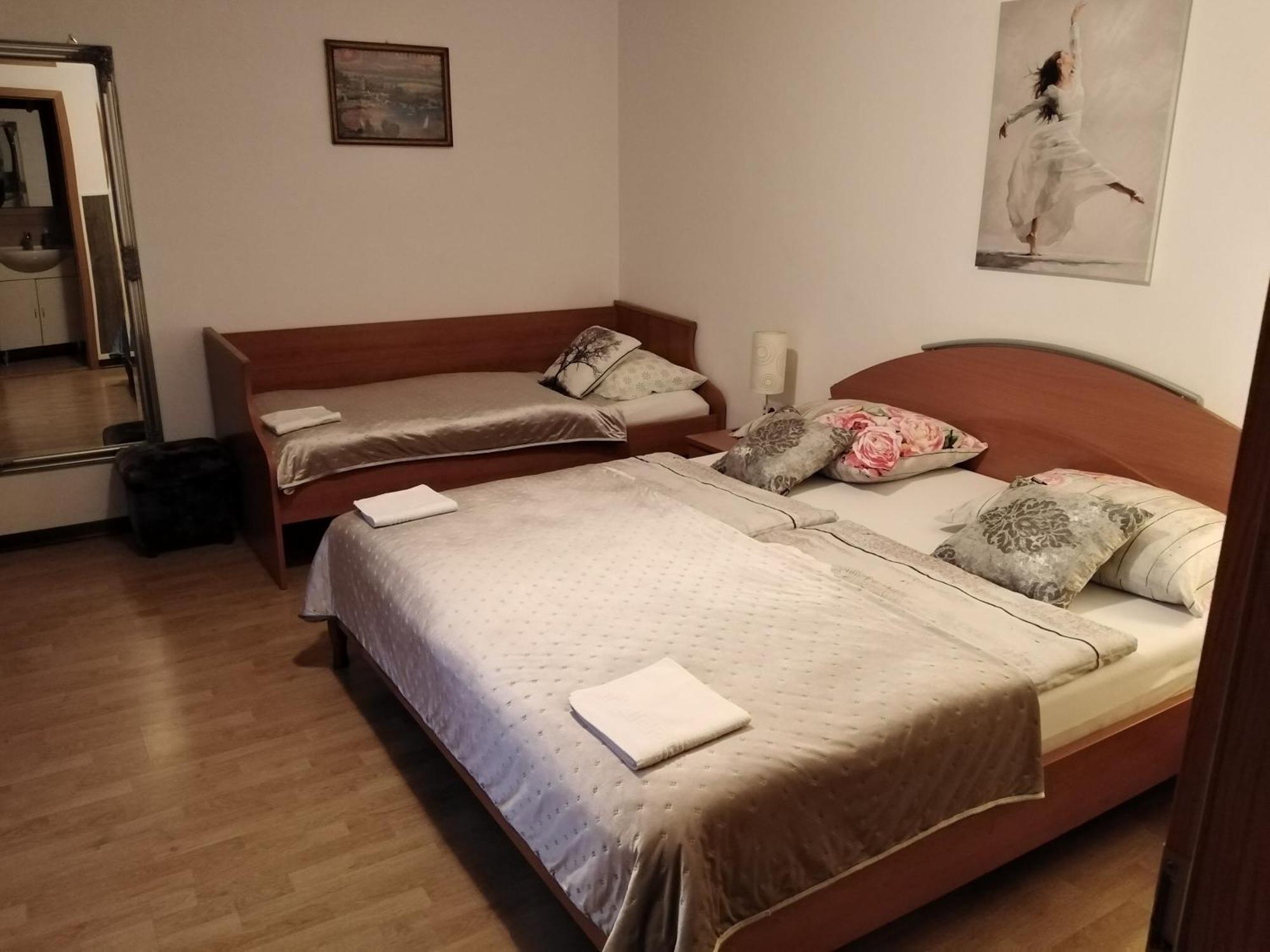 Rooms Kapelj Postojna Exterior foto